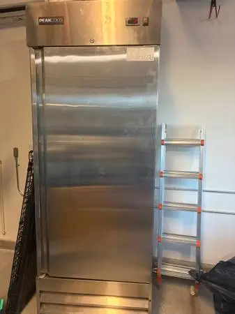 Commercial freezer