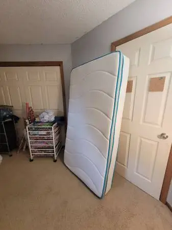 Twin mattress and Mainstays 5 Smart Box Spring