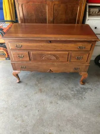 Vintage 1960’s Chest