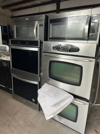 Variety of built in stainless steel double wall ovens