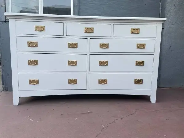 Solid wood long dresser in very good condition