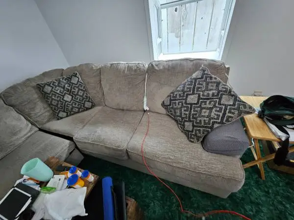 Sectional couch