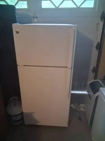 Apart.\nMent size white refrigerator