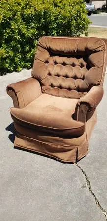 Sofa chair.