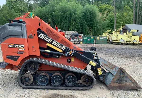 2015 Ditch Witch SK750 with Just 1033 Hours!!!! #4510