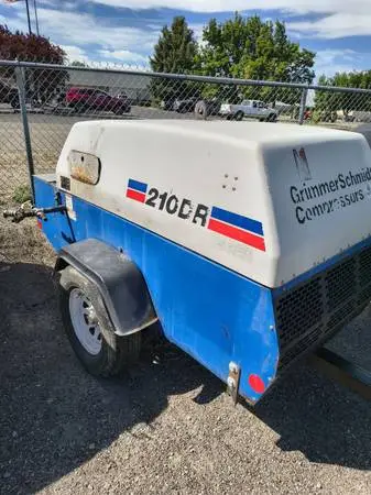 2001 Grimmer Schmitt 210DR Air Compressor