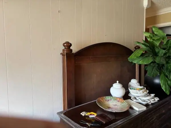 Full size Bedroom Suite