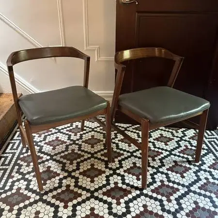 Pair of ROOM & BOARD MIdCentury Modern Evan Chairs