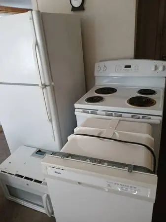 Kitchen Set Ref. Stove Mic. dish.