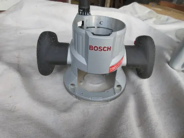 Bosch fixed router base new for 23 series routers