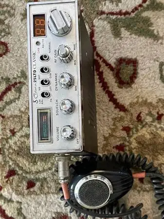Cobra 2LTD CLASSIC CB with speaker mic