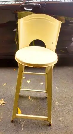 VERY OLD METAL WORK BENCH STOOL CHAIR THAT’S STOOD THE TEST OF TIME