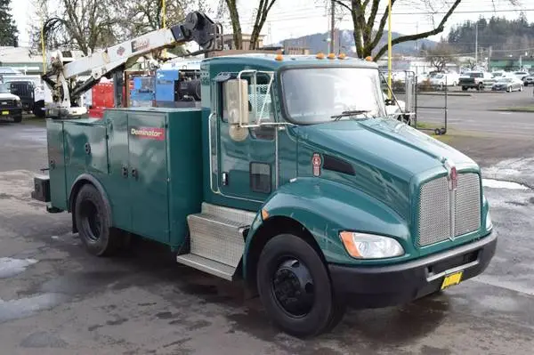 2012 Kenworth T270 Service Mechanics Truck 7500LB Crane, Welder/Gen!!!