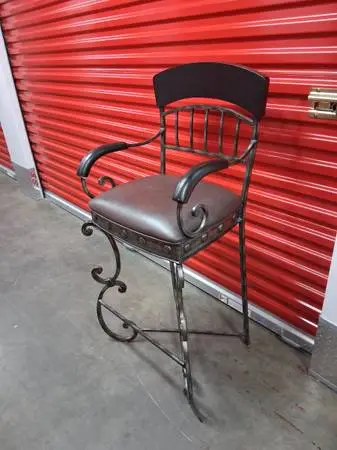 Bar stool chairs