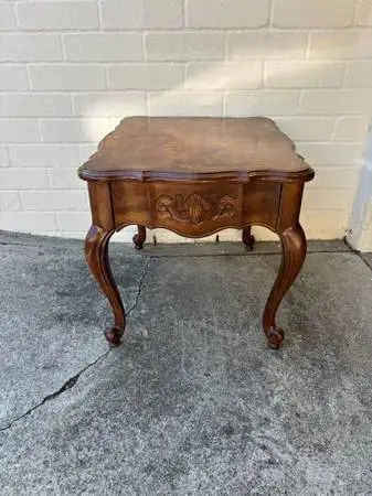 Bernhardt French Provincial Side Table / End Table
