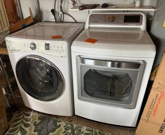 Whirlpool Washer & LG Dryer