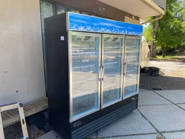 Saba commercial fridge