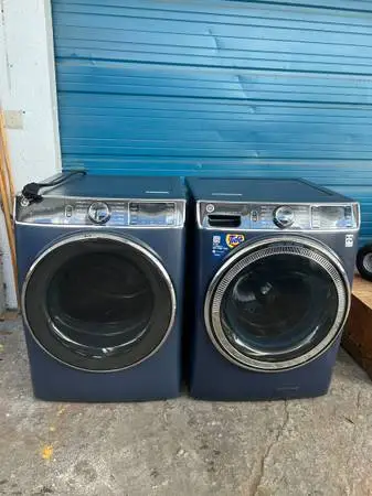 GE like new washer dryer