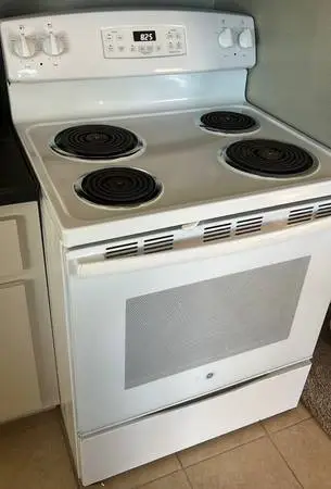 GE Coil Top Range