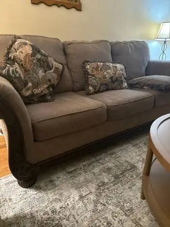 Couch set ashley