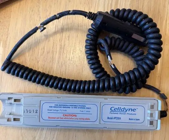 Celldyne P2004 Portable Power Adapter Motorola