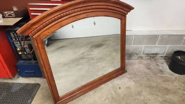 Framed mirror