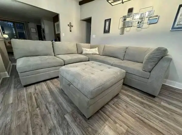 Sectional couch