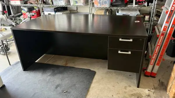 Office Desk