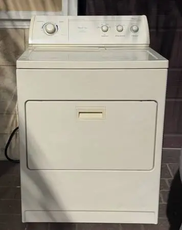 BRAND NEW CONDITION WHIRLPOOL DRYER