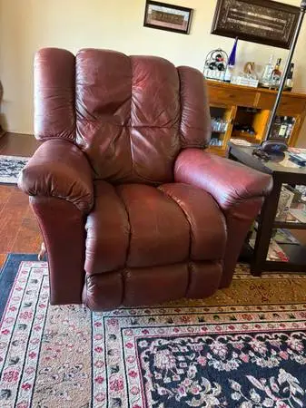 Very Comfortable Leather Rocker Recliner/La-Z-boy