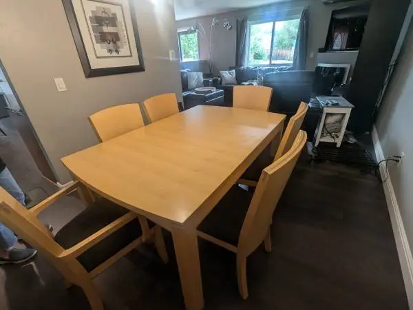 Dining Room Table, 6 Chairs & Sideboard