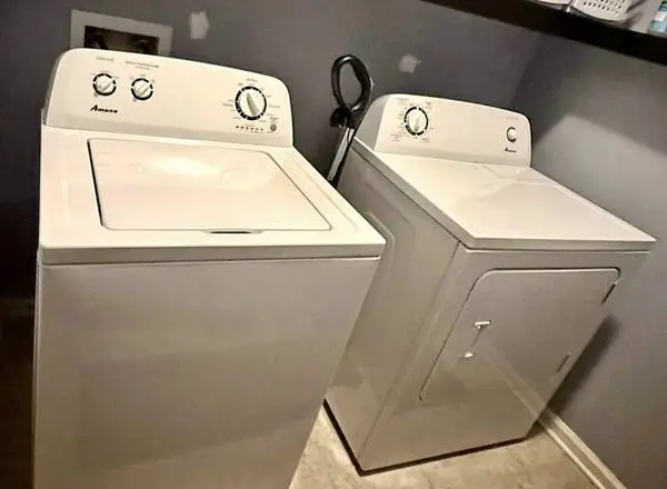 Washer and Dryer Set 🧺