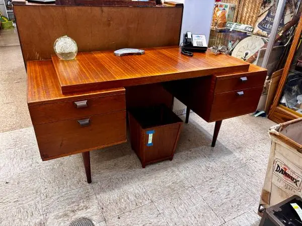 Mcm floating top wood desk mid century modern danish mod home decor 60 long 29.
