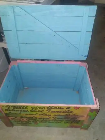 Unique Huge Wood Storage/Keepsake Trunk