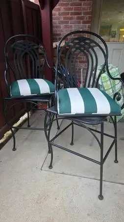 Out door high table swivel chairs