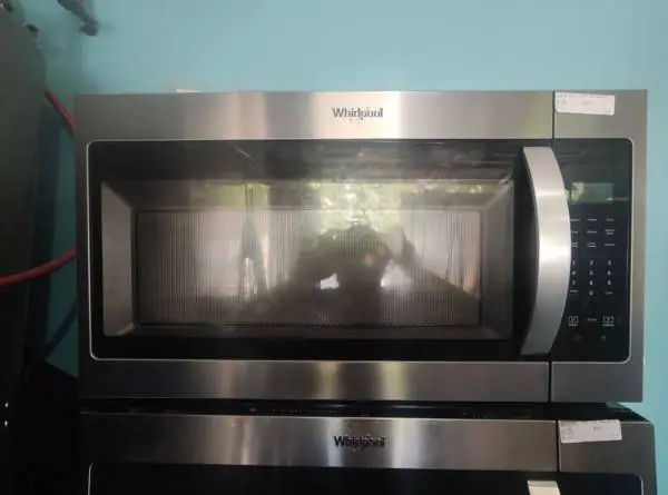 Microwave whirlpool over the range