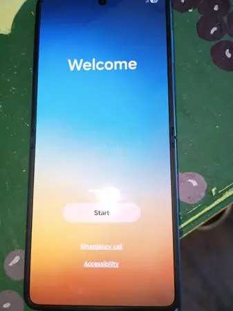 Samsung Galaxy 5G Flip 7 -BN Verizo