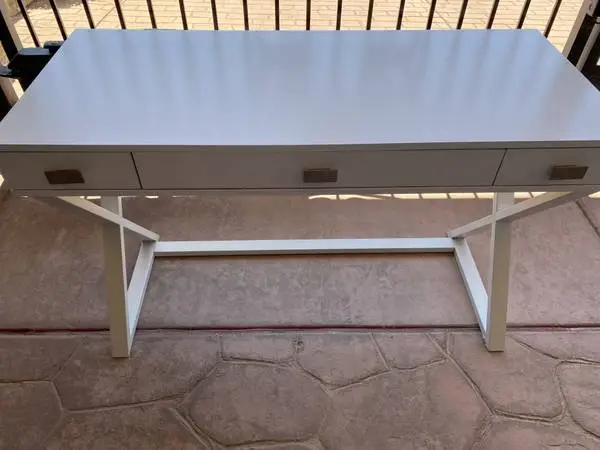 OFFICE COMPUTER DESK