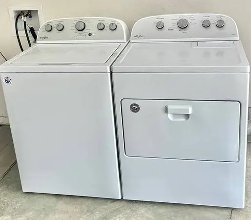 Whirlpool Washer & Dryer Set