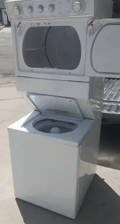 💥LIKE NEW! WHIRLPOOL STACKABLE Washer and Dryer Combo 2oh8 8OI.I864