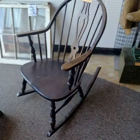 Antiq/Vintage ROCKING CHAIRS.           Price Reduction