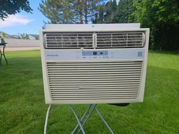 12,000 BTU Frigidaire Window Air Conditioner