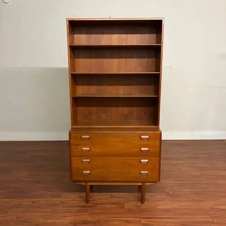 7 DIFFERENT Dressers, Chest of Drawers, Mid Century, Vintage