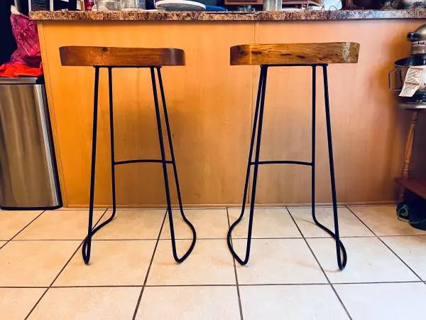 Bar stool set