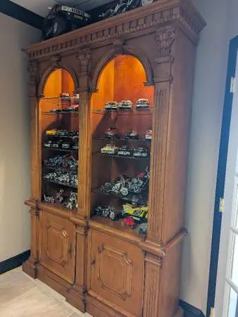 Hutch - Shelving