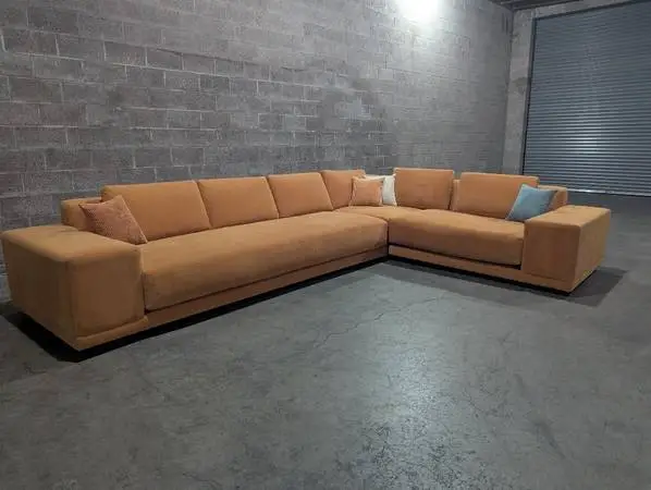 Restoration Hardware Cortona Large Sectional Sofa DELIVERY AVAILABLE