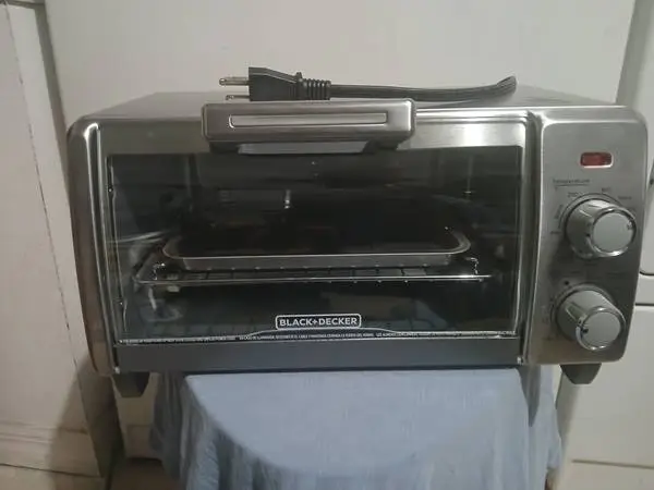Black & Decker Table top Oven.