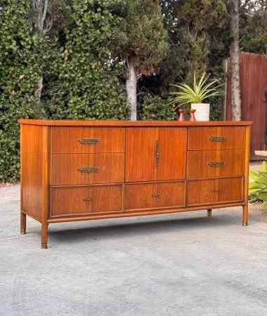Vintage  Mid Century Modern 9-Drawer Walnut Lowboy Dresser Credenza