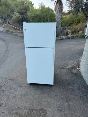 18 cubic full size refrigerator fridge with freezer