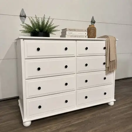 Beautiful Solid Wood 8-Drawer Dresser w/ Black Knobs